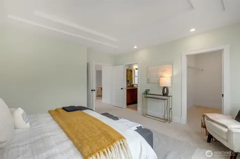 525 27th Avenue Seattle WA 98122