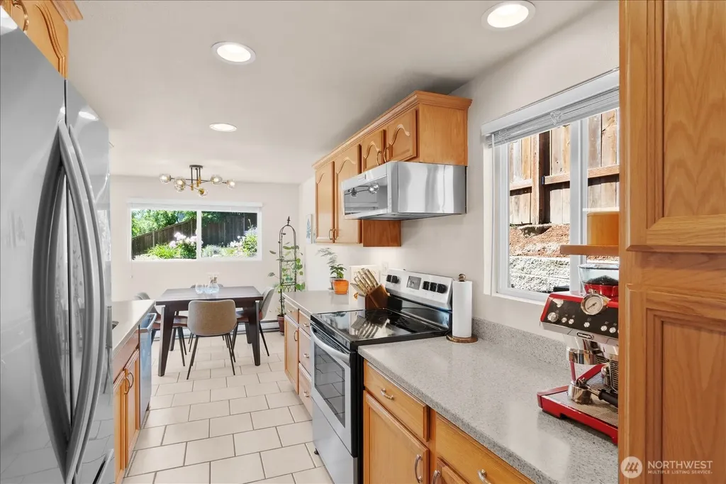 1227 S Henderson Street Seattle WA 98108