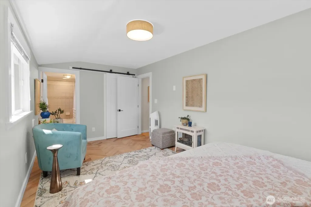 1227 S Henderson Street Seattle WA 98108