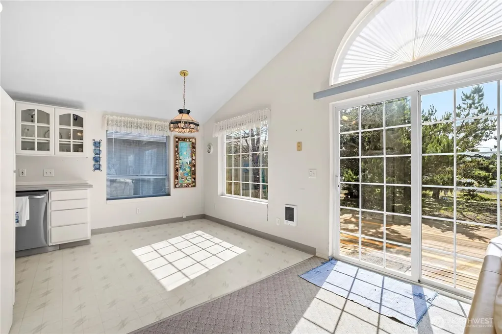 33406 H Place Ocean Park WA 98640