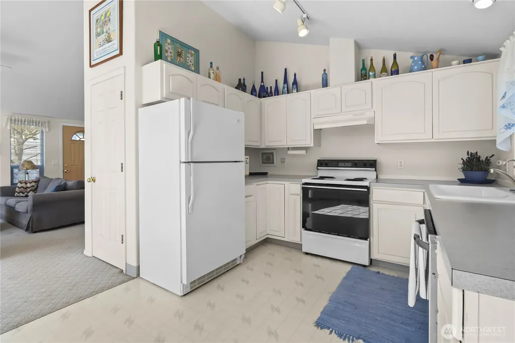 33406 H Place Ocean Park WA 98640