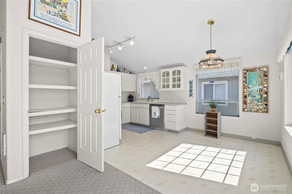 33406 H Place Ocean Park WA 98640