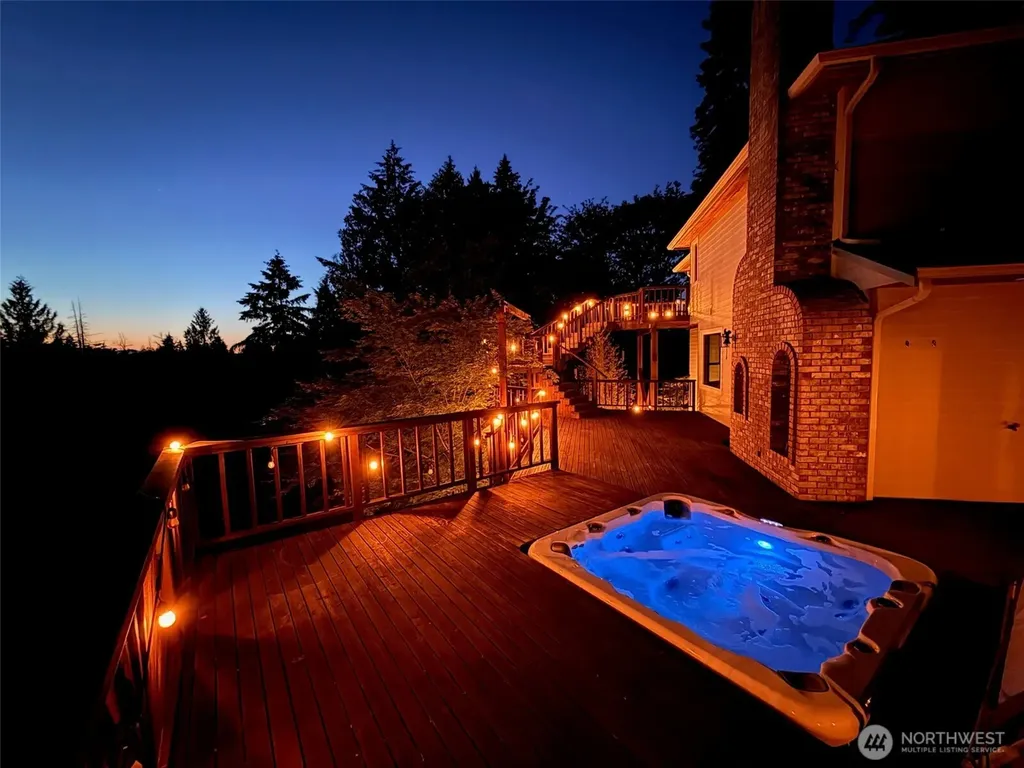 8327 Mason Way NW Olympia WA 98502