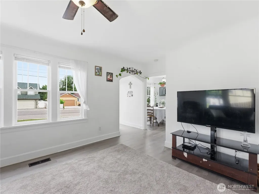 1335 Ninth Street Wenatchee WA 98801