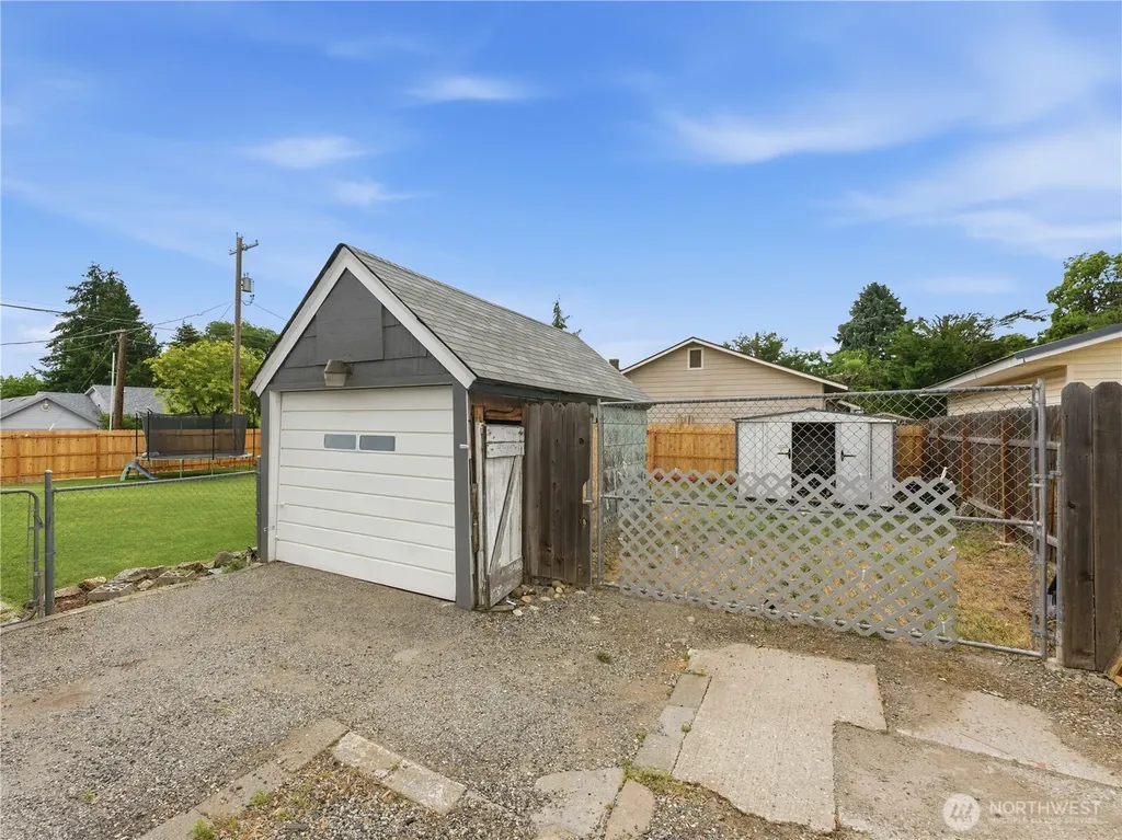 1335 Ninth Street Wenatchee WA 98801