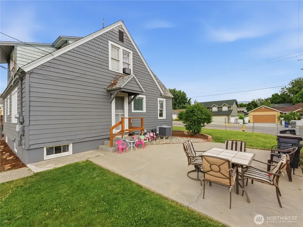 1335 Ninth Street Wenatchee WA 98801