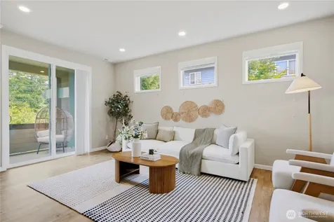 4313 235th Place SE Bothell WA 98021