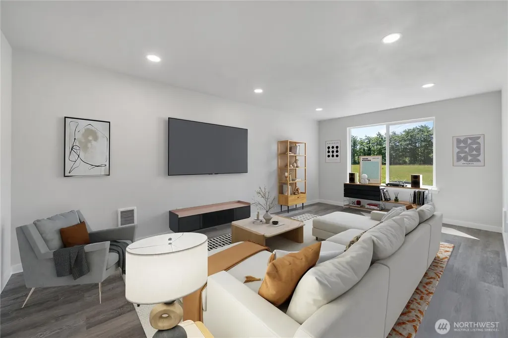 2511 Bay Avenue Hoquiam WA 98550