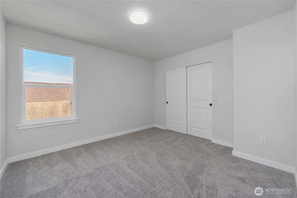 2511 Bay Avenue Hoquiam WA 98550