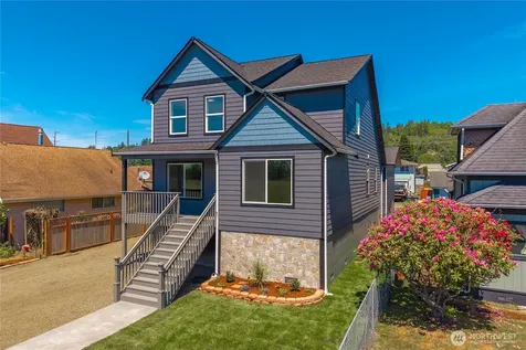 2511 Bay Avenue Hoquiam WA 98550