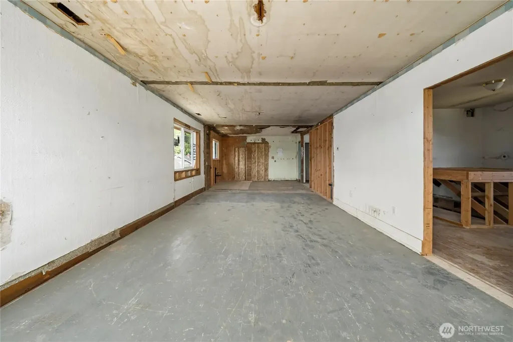 223 Karr Avenue Hoquiam WA 98550