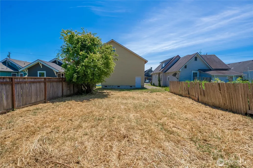 223 Karr Avenue Hoquiam WA 98550