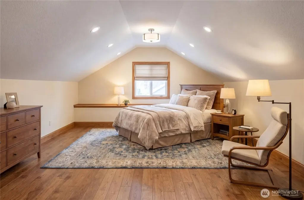 223 Karr Avenue Hoquiam WA 98550