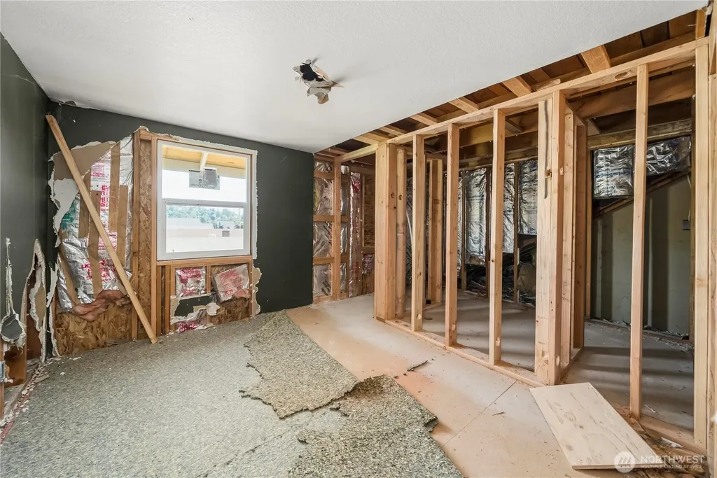 223 Karr Avenue Hoquiam WA 98550