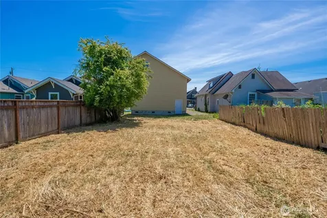 223 Karr Avenue Hoquiam WA 98550