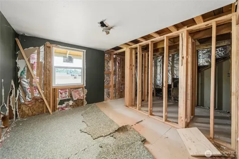 223 Karr Avenue Hoquiam WA 98550
