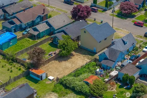 223 Karr Avenue Hoquiam WA 98550