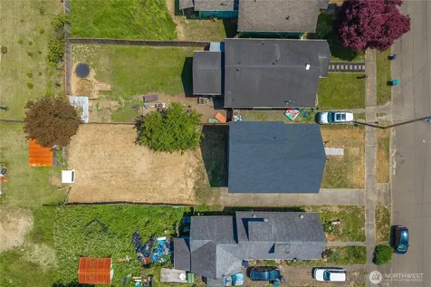 223 Karr Avenue Hoquiam WA 98550