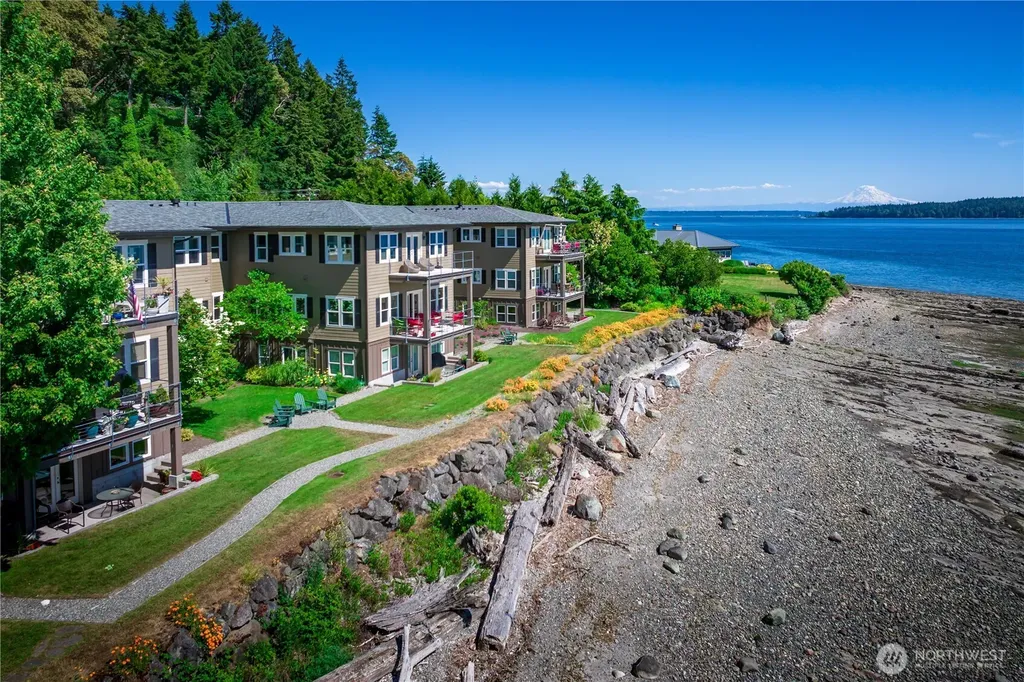 9551 NE South Beach Drive Bainbridge Island WA 98110