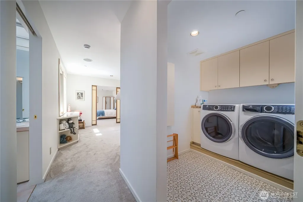 9551 NE South Beach Drive Bainbridge Island WA 98110