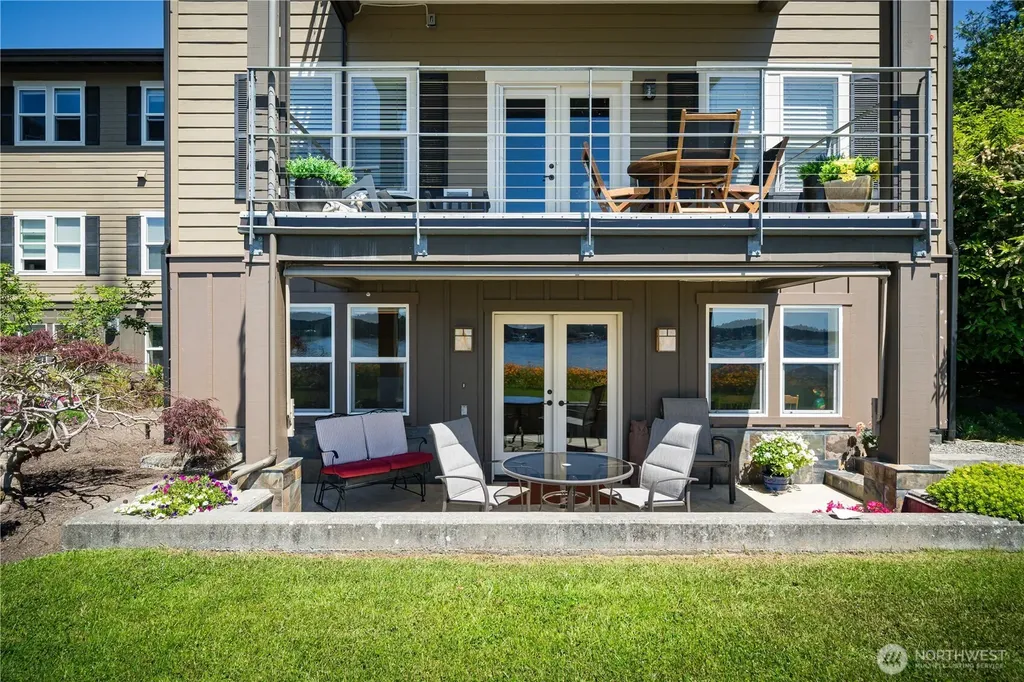 9551 NE South Beach Drive Bainbridge Island WA 98110