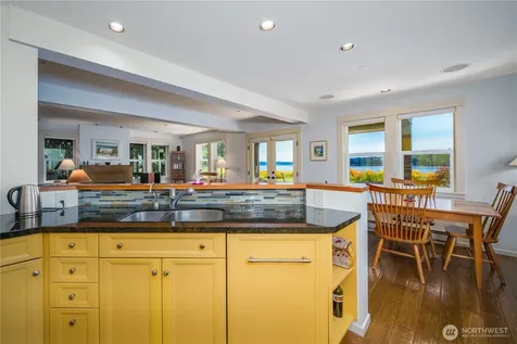 9551 NE South Beach Drive Bainbridge Island WA 98110