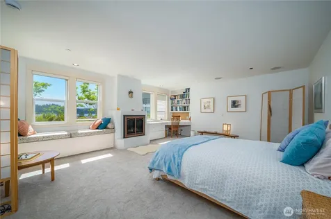 9551 NE South Beach Drive Bainbridge Island WA 98110