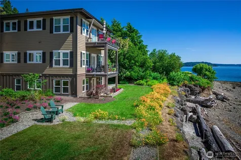 9551 NE South Beach Drive Bainbridge Island WA 98110
