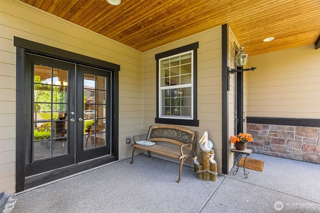 1869 Miller Drive Dupont WA 98327