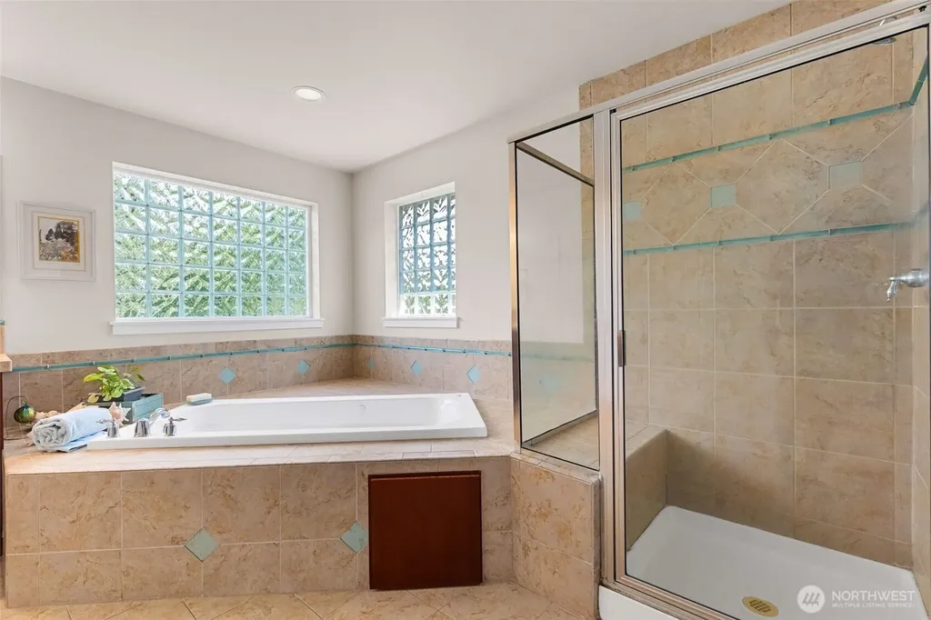 1869 Miller Drive Dupont WA 98327