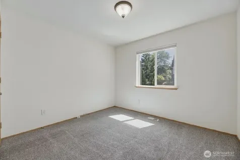 6812 145th Street Ct E Puyallup WA 98375