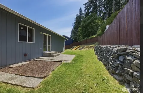 6812 145th Street Ct E Puyallup WA 98375