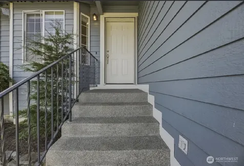 6812 145th Street Ct E Puyallup WA 98375