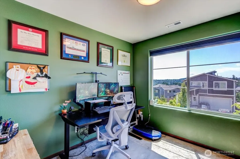 5130 Sophie Street Bremerton WA 98312