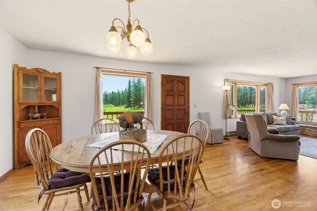 21818 S Frog Hollow Lane Cheney WA 99004
