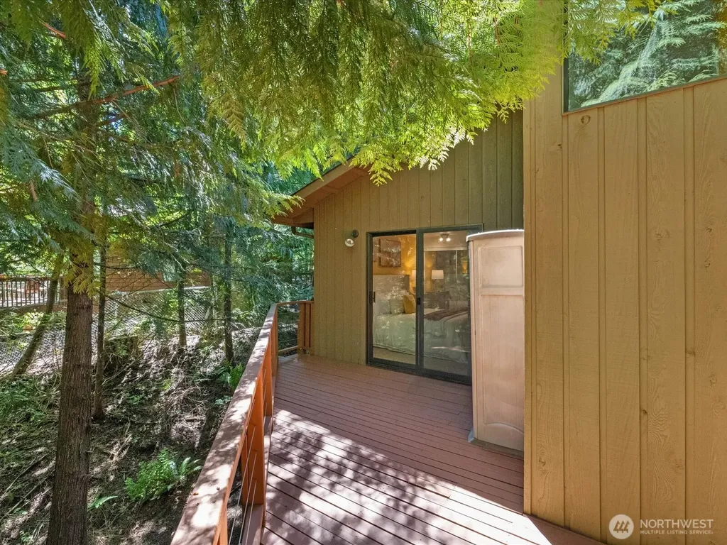 17116 Gravenstein Road Bothell WA 98012