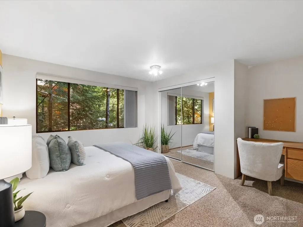 17116 Gravenstein Road Bothell WA 98012
