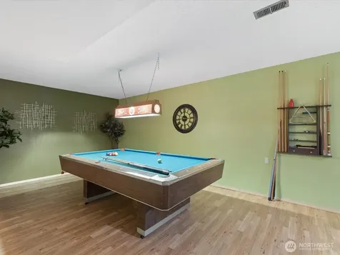 17116 Gravenstein Road Bothell WA 98012