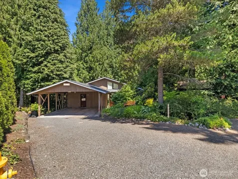 17116 Gravenstein Road Bothell WA 98012
