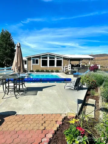 7667 Tarpiscan Road Malaga WA 98828