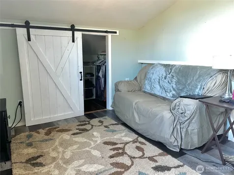 7667 Tarpiscan Road Malaga WA 98828