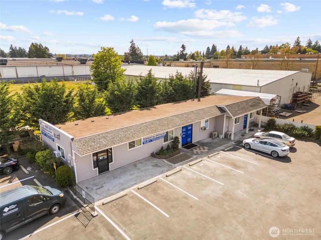 8524 S Tacoma Way Lakewood WA 98499