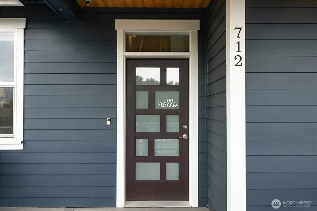 712 Blackstone Lane Bellingham WA 98226
