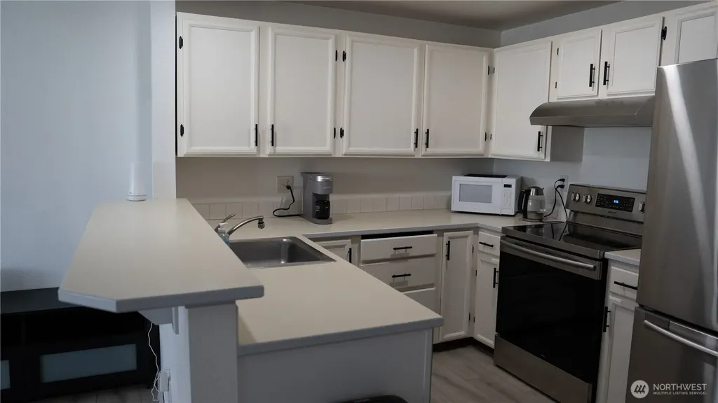 24616 45th Place S Kent WA 98032