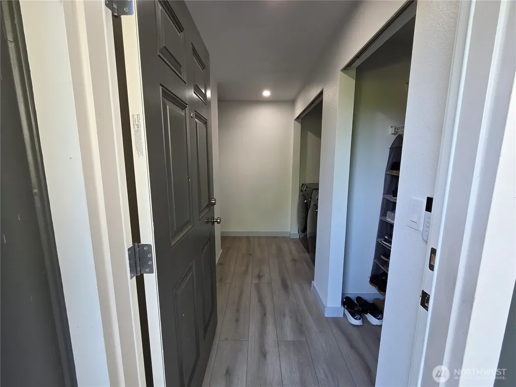 24616 45th Place S Kent WA 98032