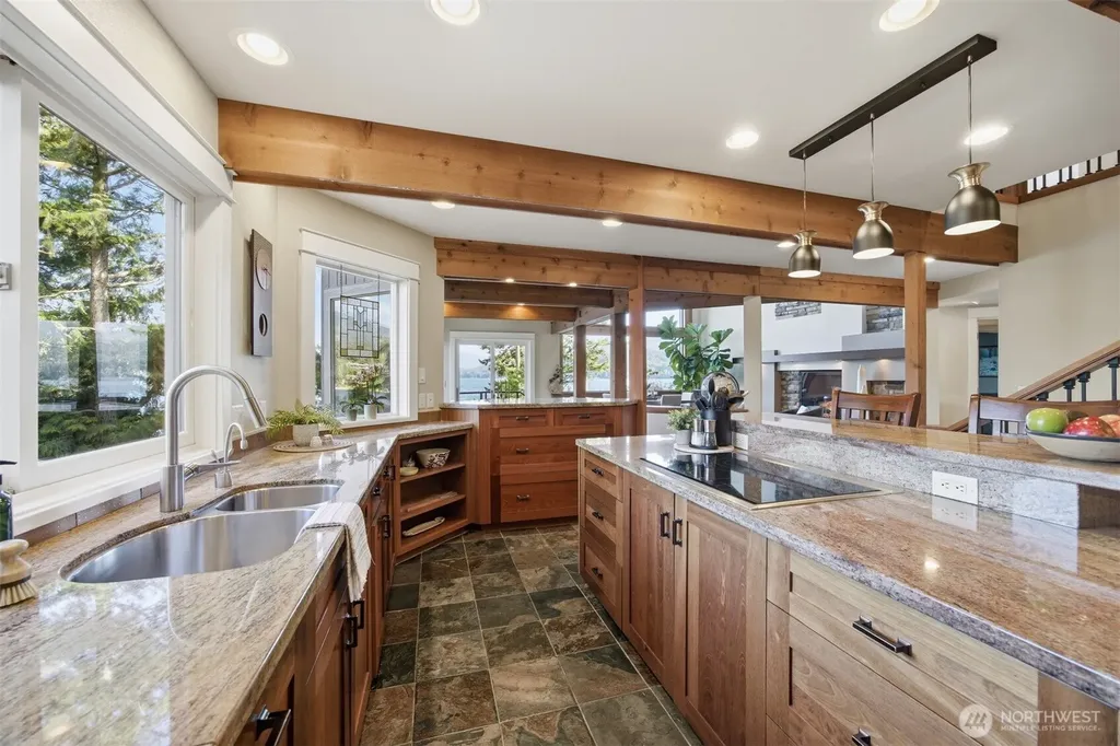 2313 Northshore Road Bellingham WA 98226