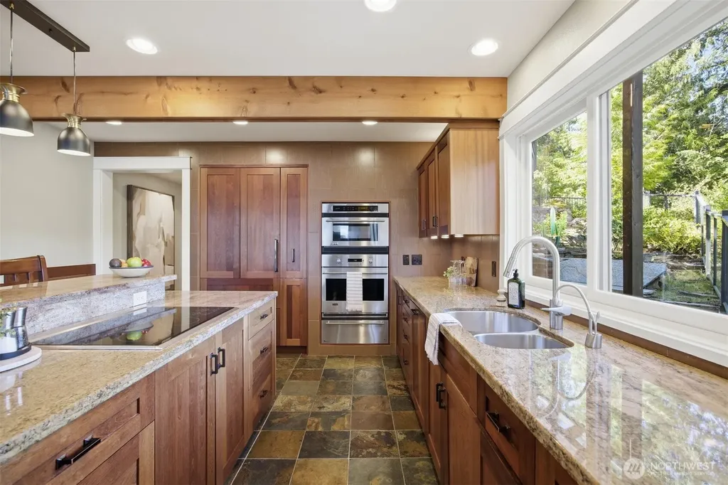 2313 Northshore Road Bellingham WA 98226