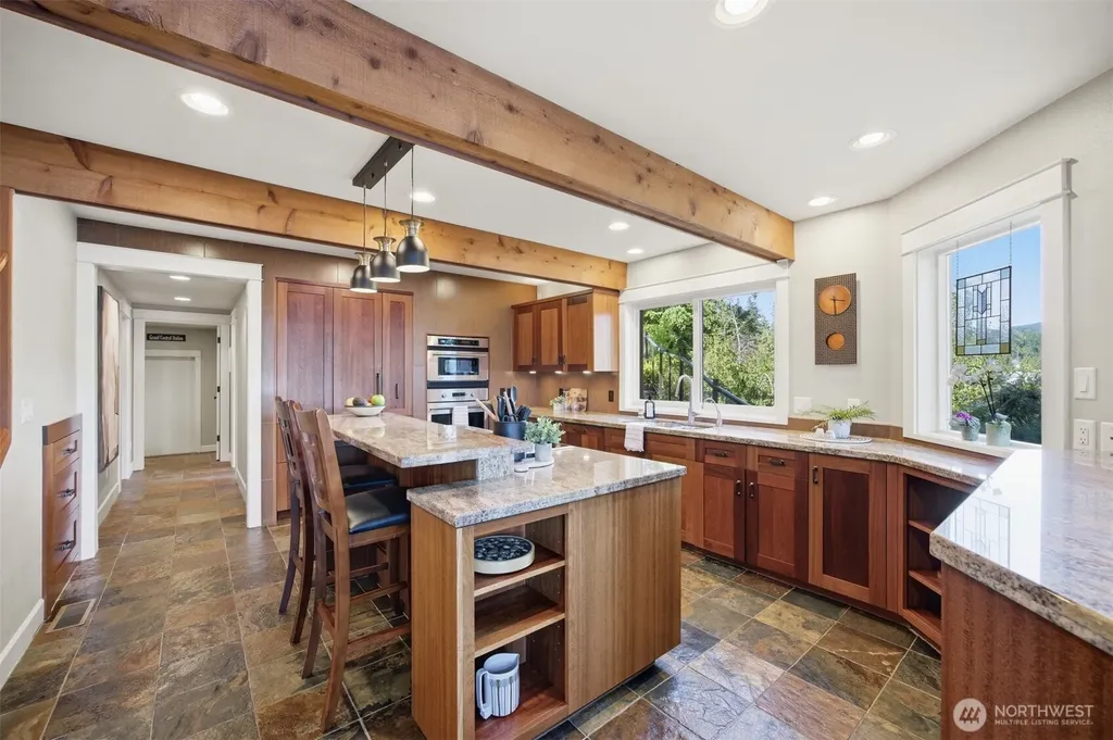 2313 Northshore Road Bellingham WA 98226