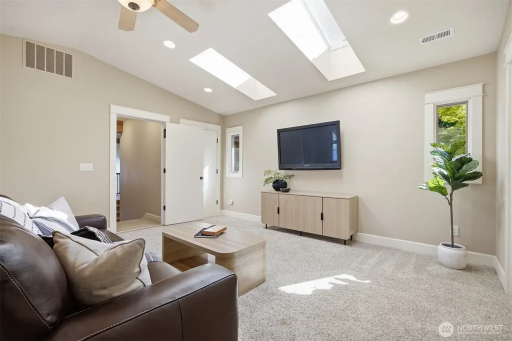 2313 Northshore Road Bellingham WA 98226