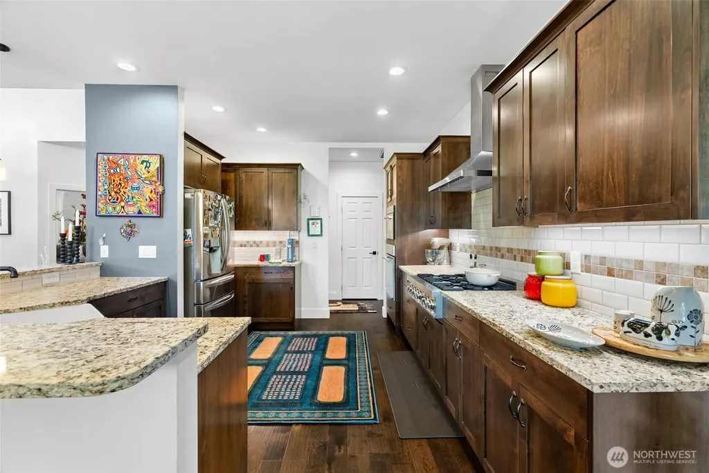 20 Dunsmuir Road Port Ludlow WA 98365